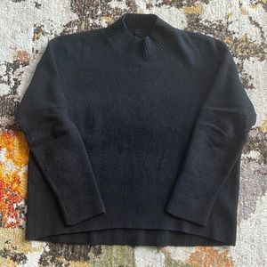UNIQLO Wool Cropped Mock Neck Sweater